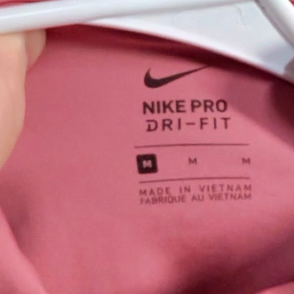 Nike Pro Women's Pink Tank Crop Top - Picture 3 of 9